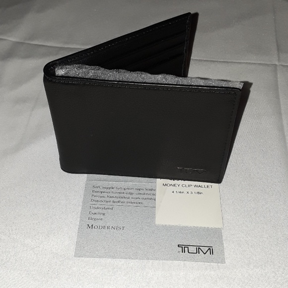 tumi modernist wallet